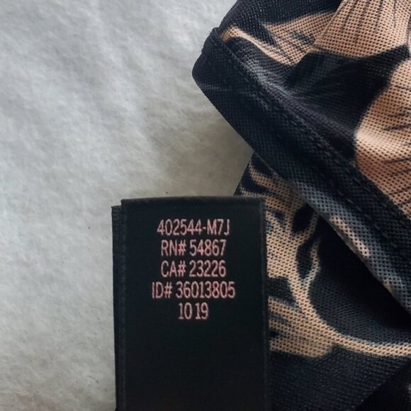 Victoria's Secret Black Floral Mesh Cropped Top Size Medium - Picture 5 of 6